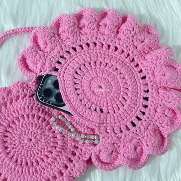 barbie's summer - crochet flap sling bag βπΛ.β