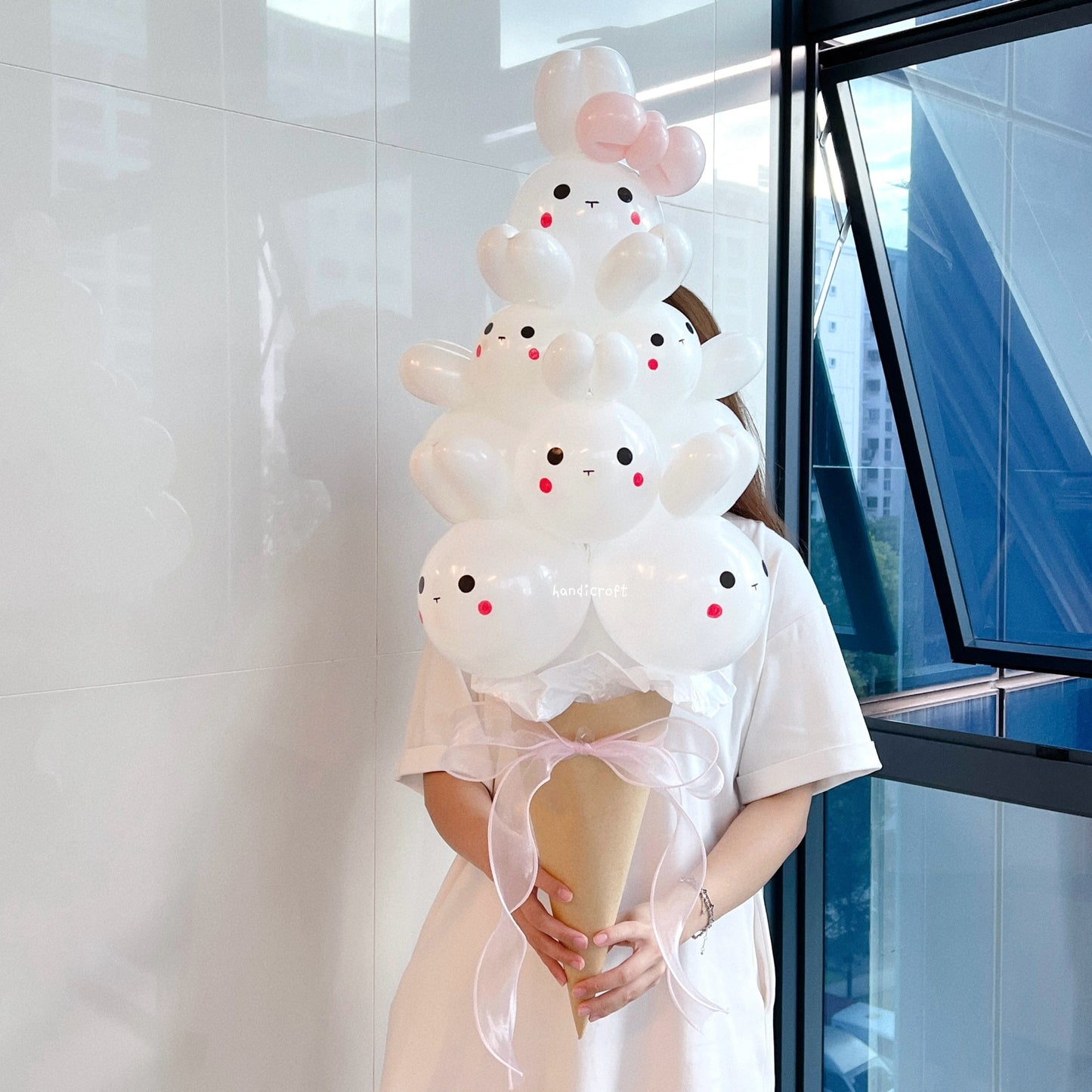 white & pink rabbit ice cream balloon bouquet ꒰ᐢ⸝⸝•༝•⸝⸝ᐢ꒱🍦