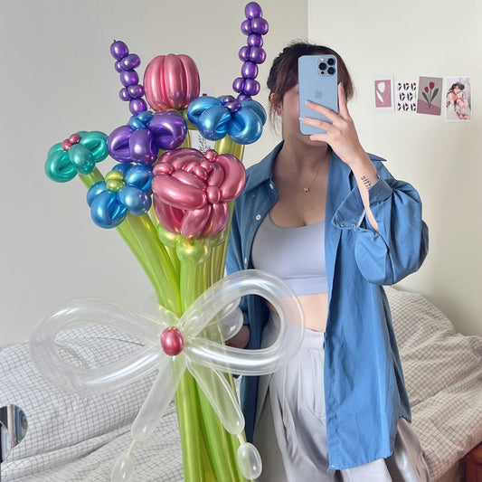 metallic colourful flower balloon bouquet 🪩