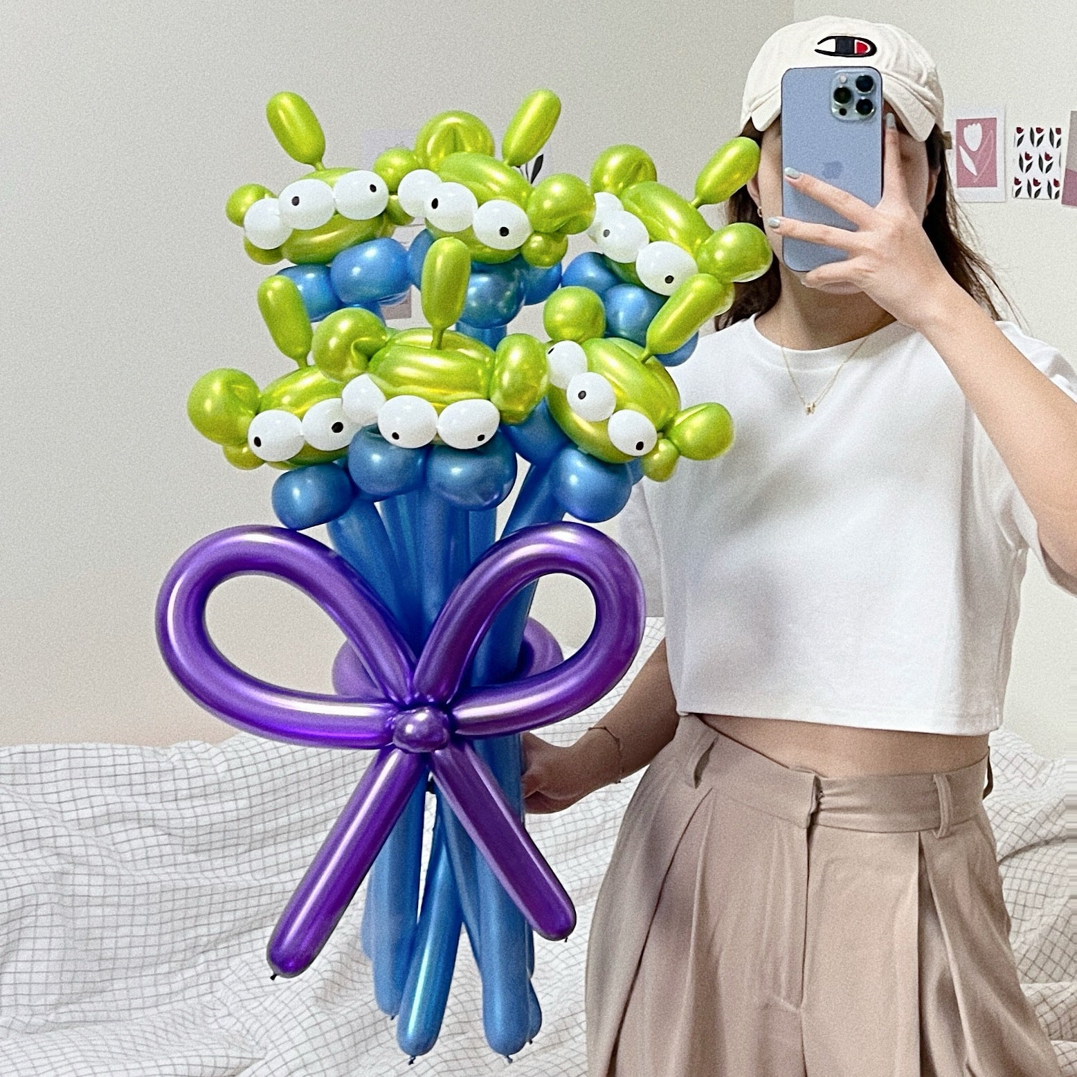 metallic] toy story little green men three-eyed alien flower