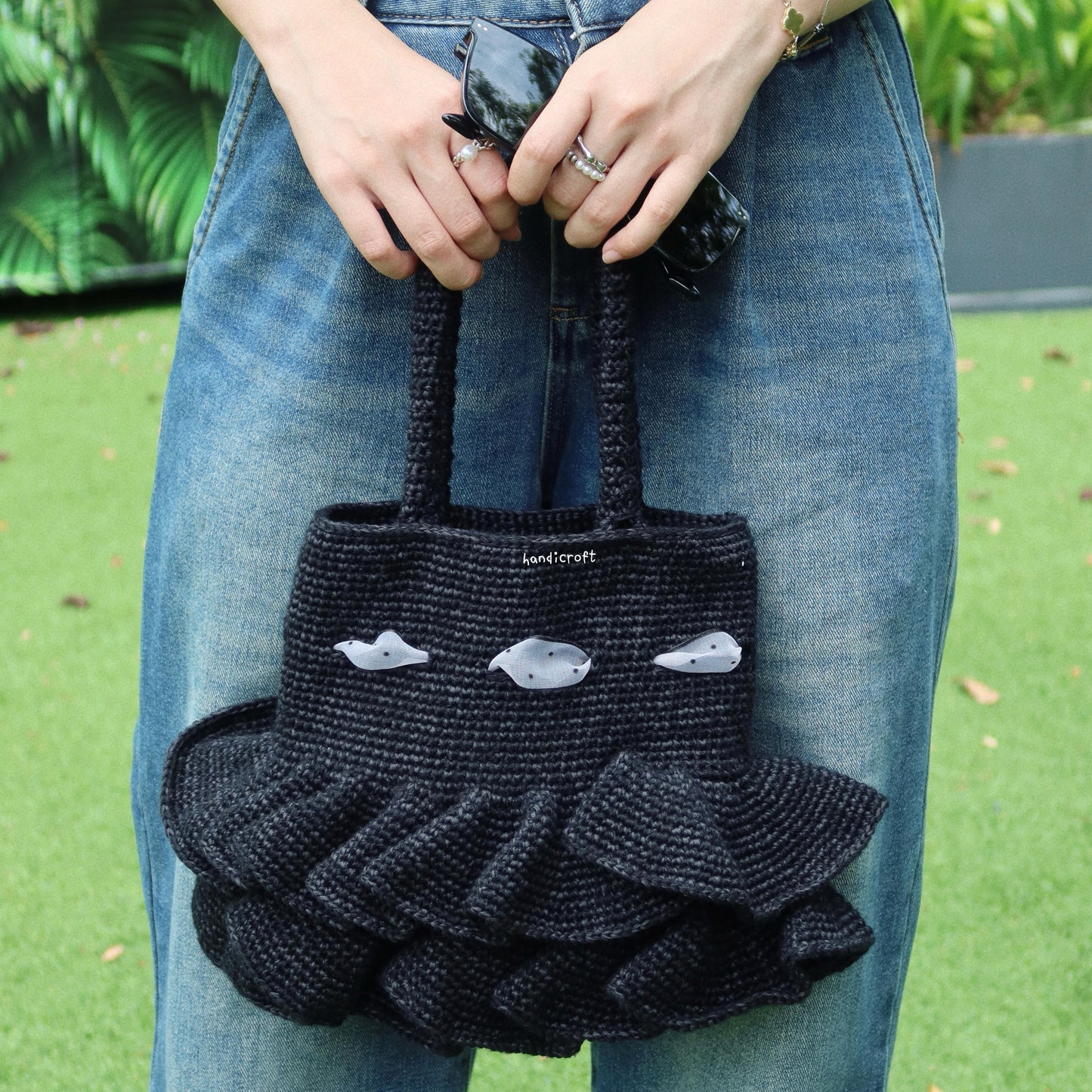 black velvet cake - crochet layered handbag 4