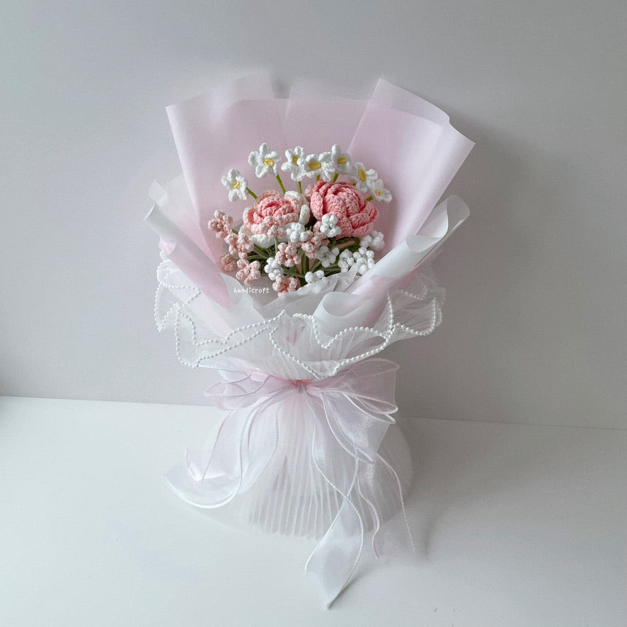 handicroft crochet flower bouquet pastel pink and white cotton candy love