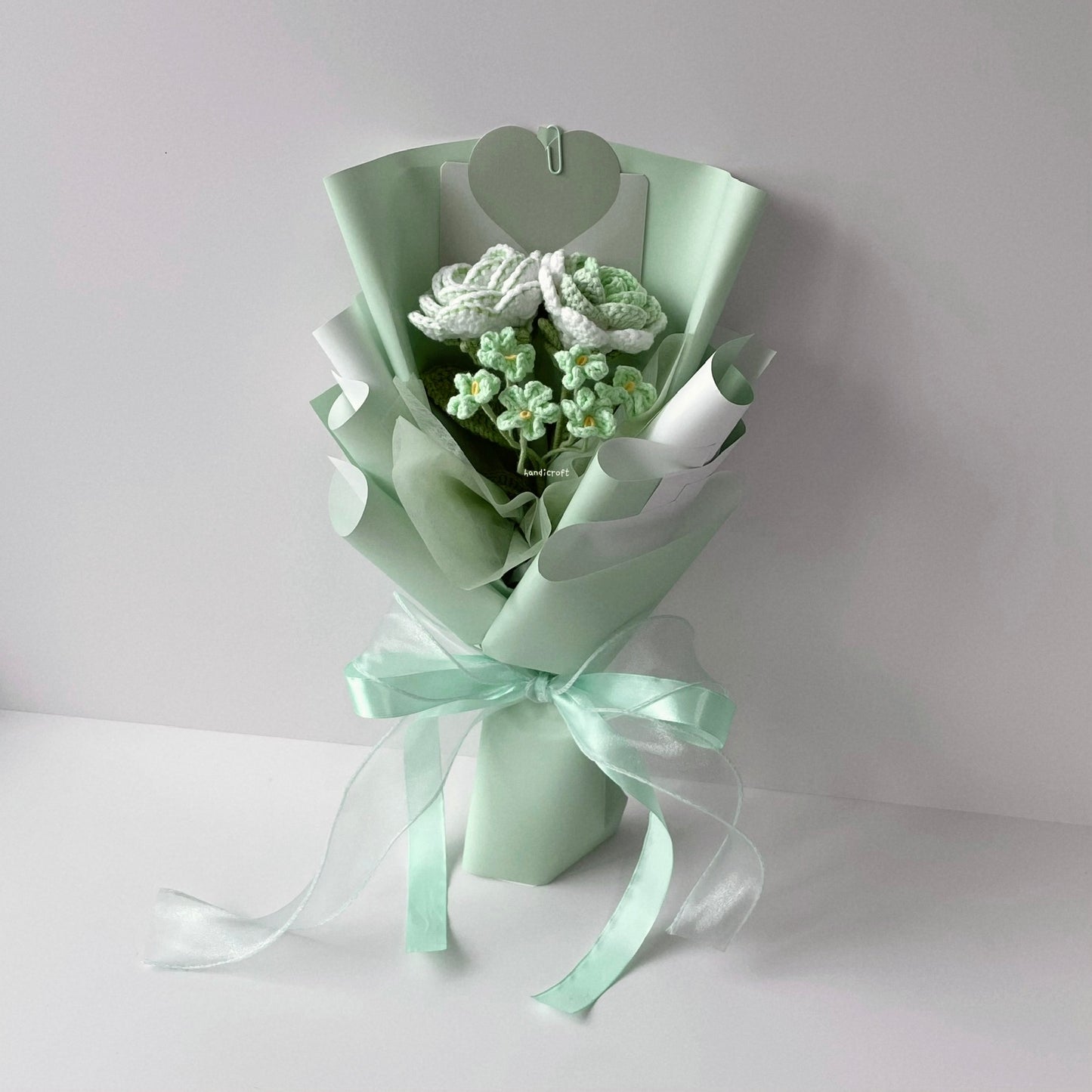 handicroft crochet flower bouquet trio of joy in green