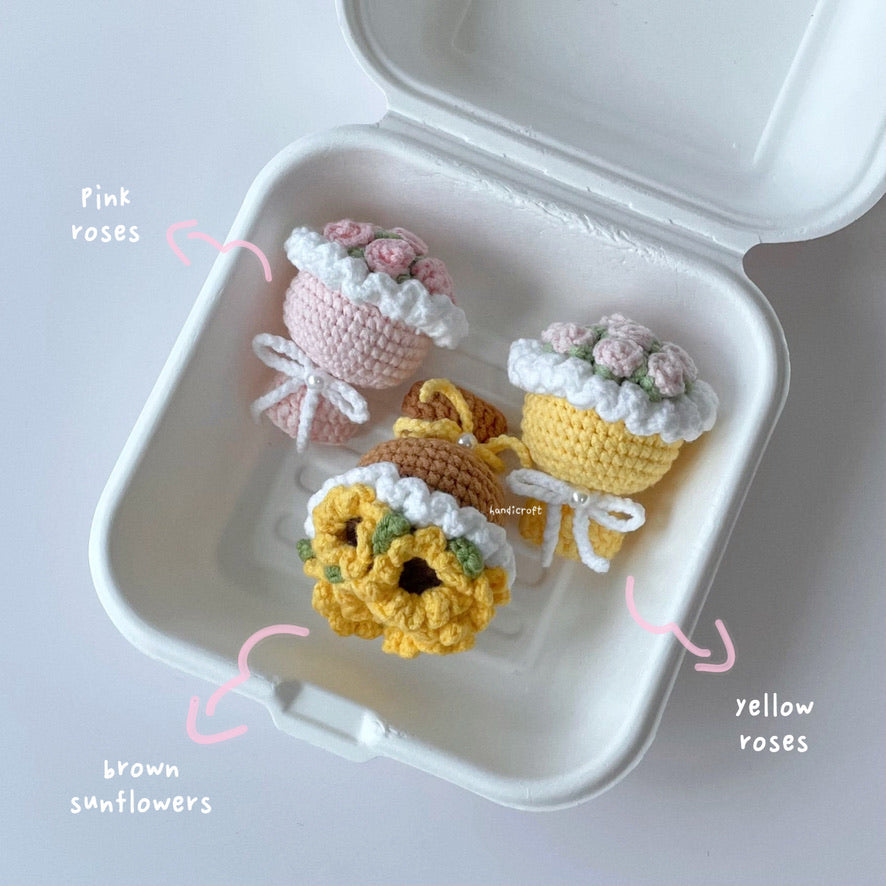 handicroft crochet mini flower bouquet tiny roses sunflower in pink blue yellow