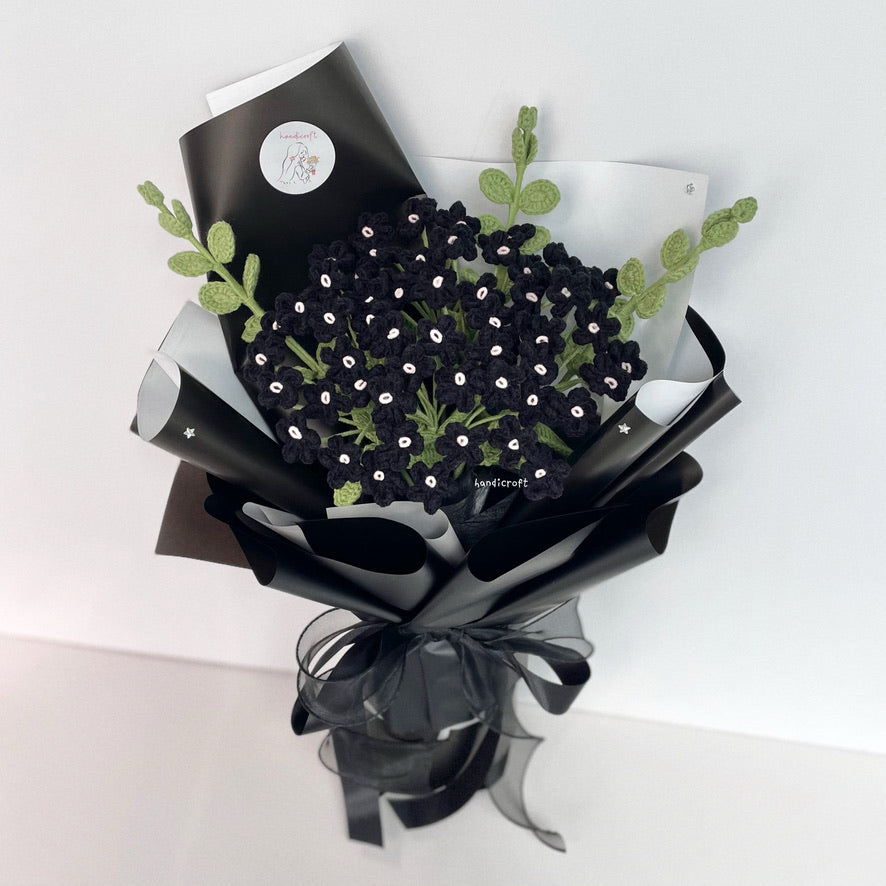 handicroft handmade crochet black forget-me-not flower bouquet midnight memory