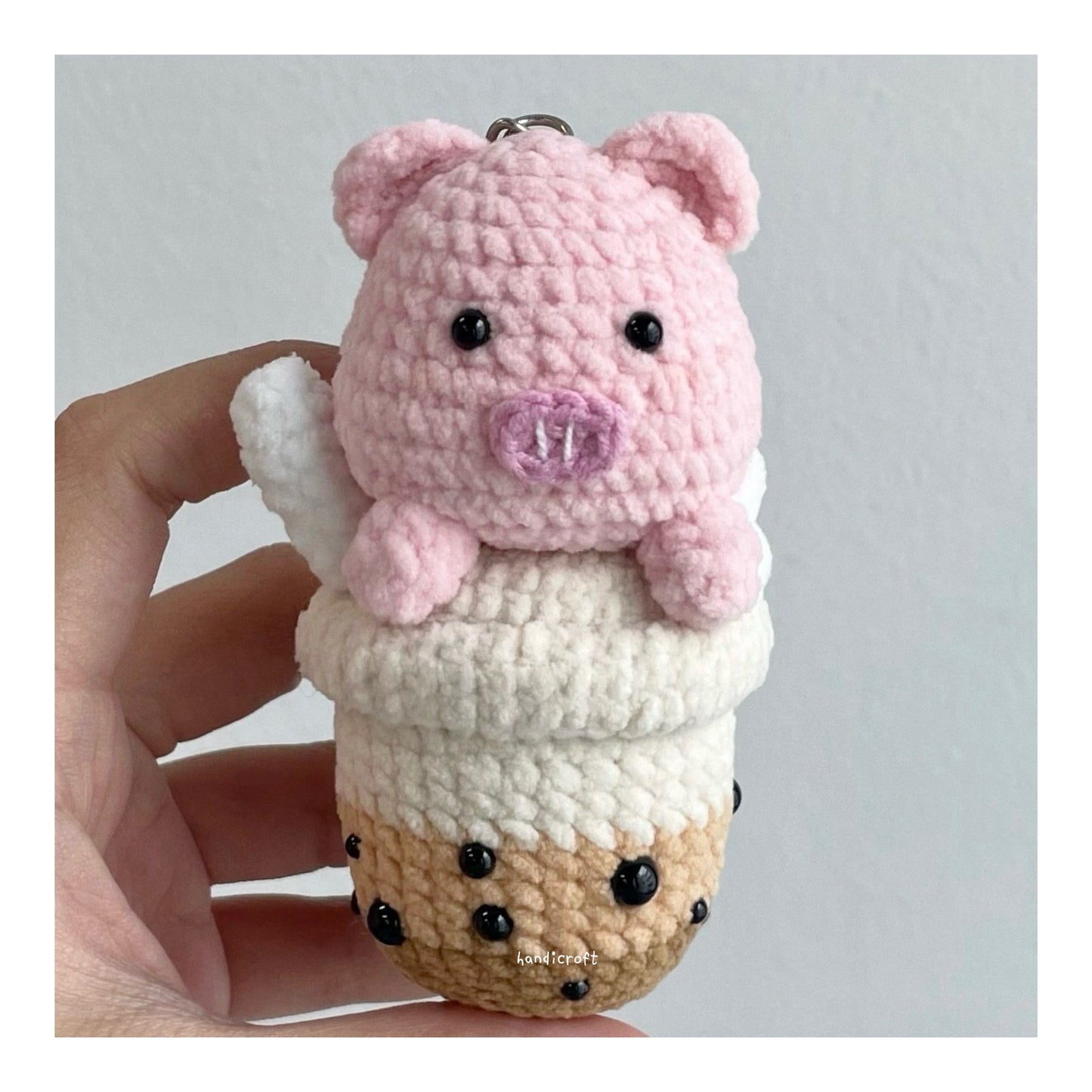 handicroft handmade crochet bubble tea pig flower bouquet piggy's pearls & petals