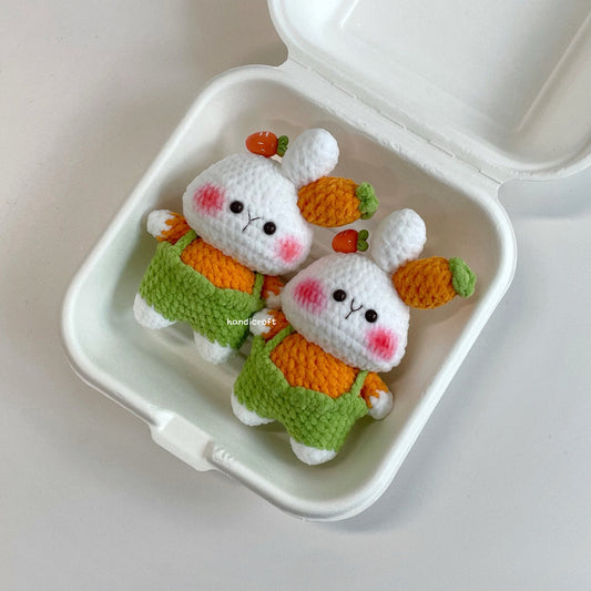 handicroft handmade crochet carrot rabbit bunny amigurumi keychain