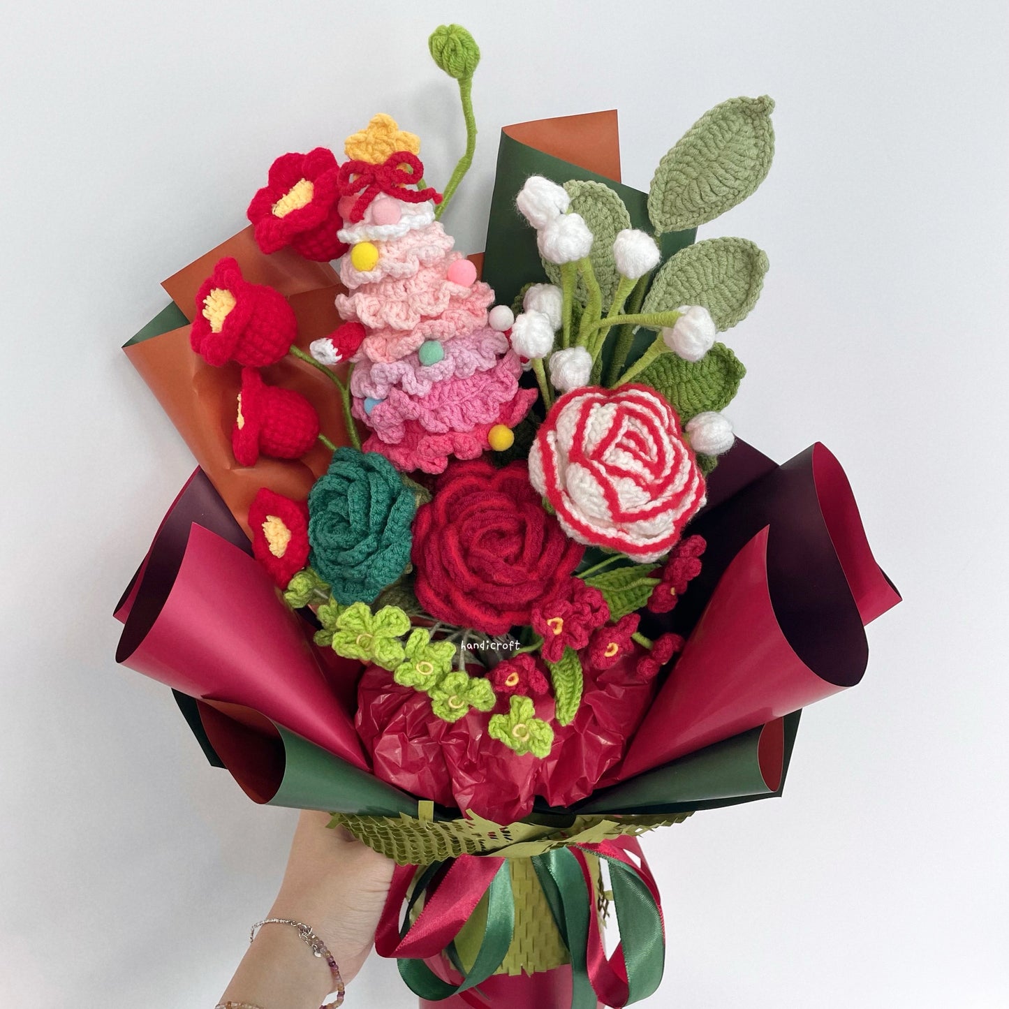 handicroft handmade crochet christmas special flower bouquet merry & festive