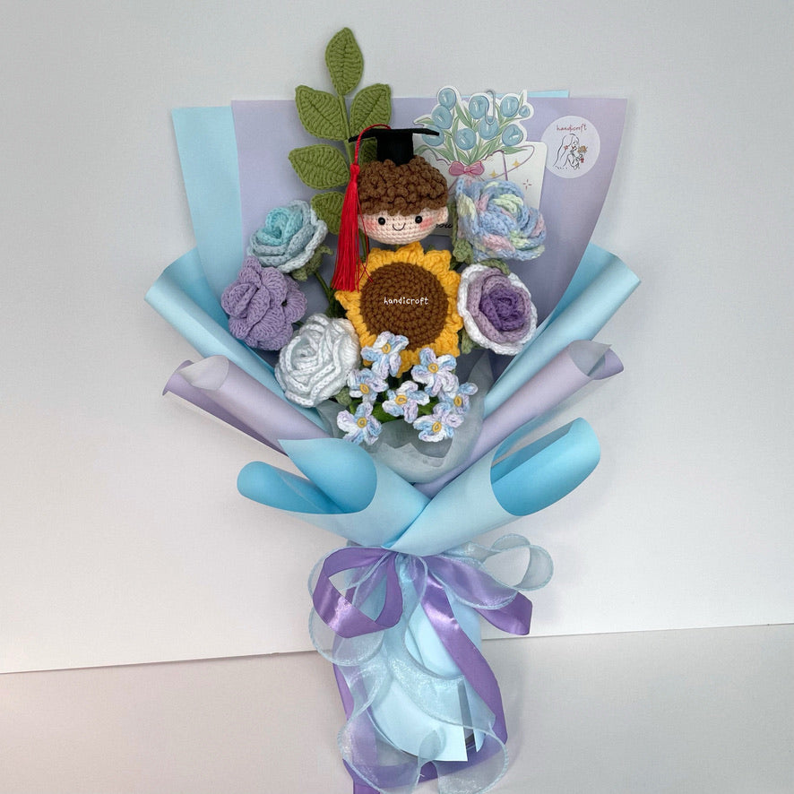 handicroft handmade crochet everlasting pastel light blue purple graduation flower bouquet blooming breeze
