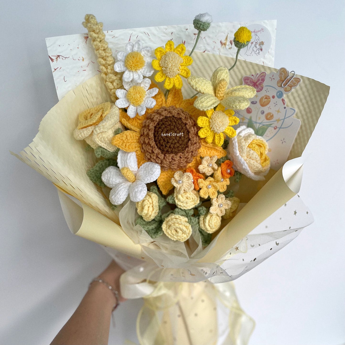 handicroft handmade crochet flower bouquet summer's letter 3 colours yellow