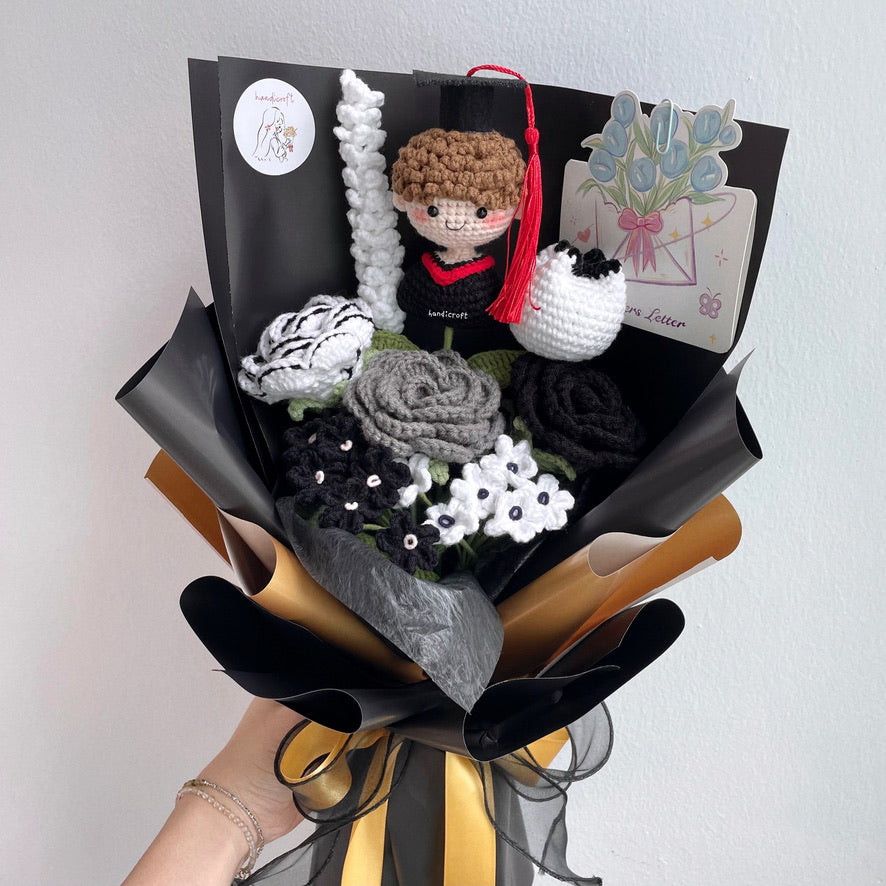 handicroft handmade crochet graduation special black & white monochrome flower bouquet shadow & shine