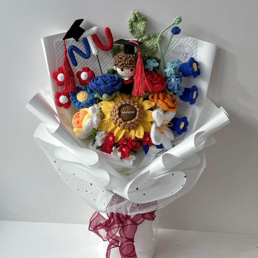 handicroft handmade crochet graduation special flower bouquet NTU special blooms garden edition