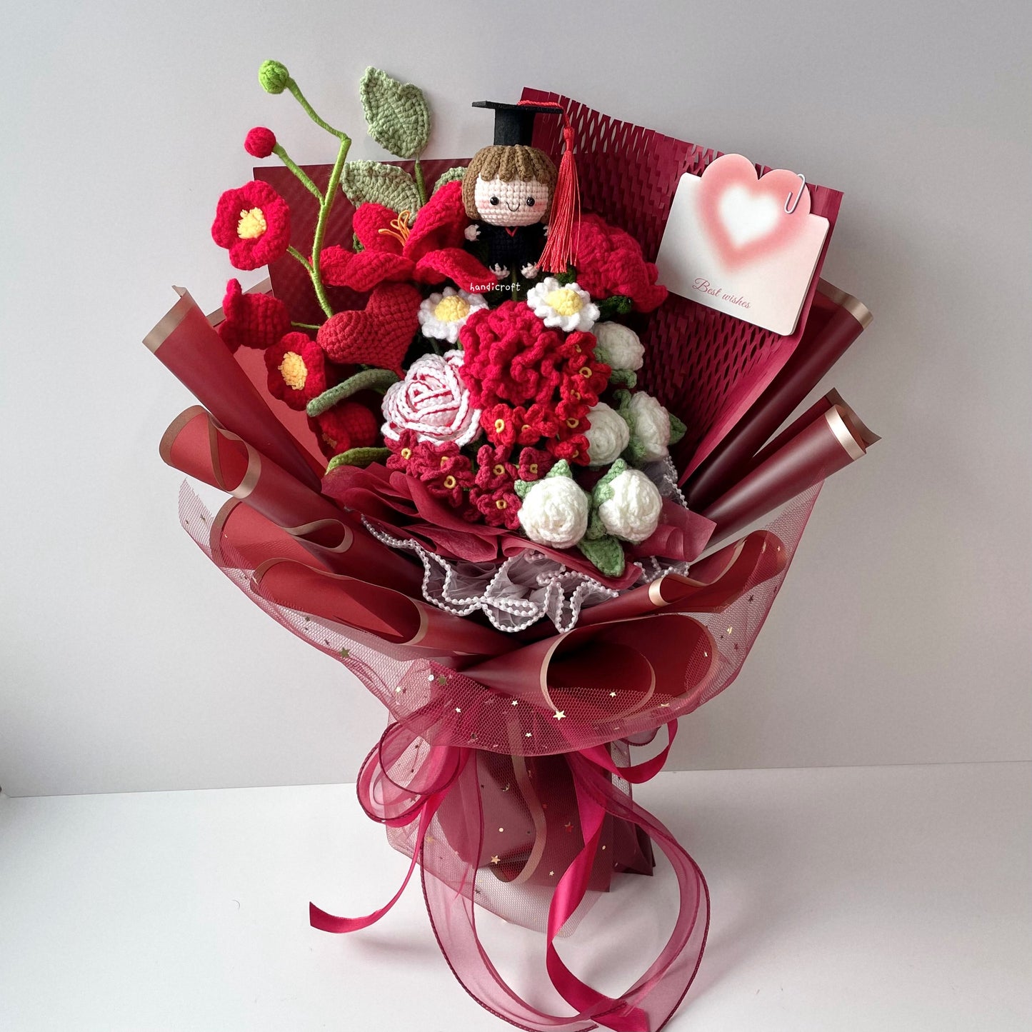 handicroft handmade crochet graduation special red flower bouquet no red-grads