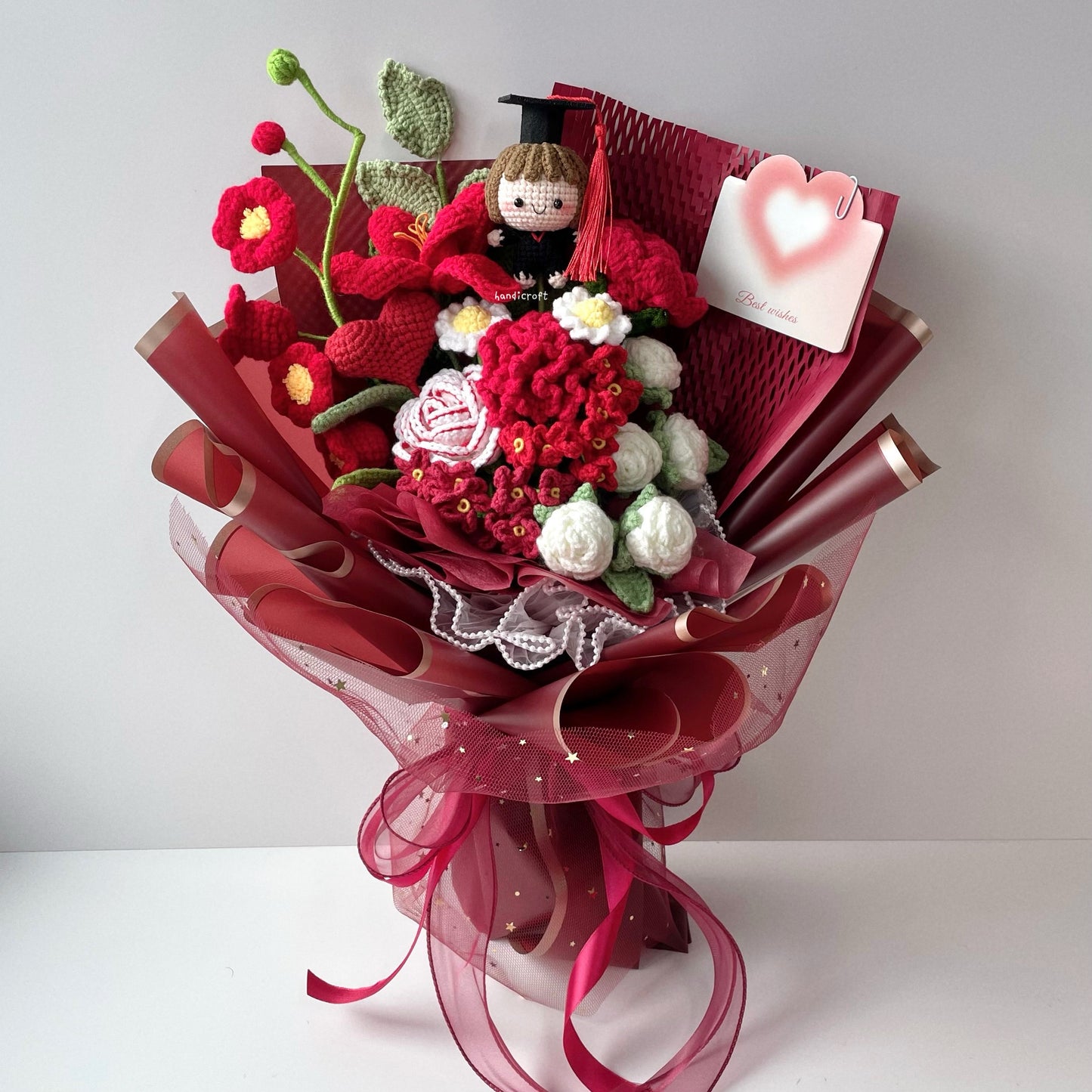 handicroft handmade crochet graduation special red flower bouquet no red-grads