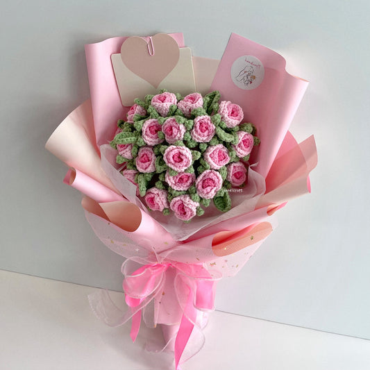 handicroft handmade crochet ombre pink mini roses flower bouquet garden's blush