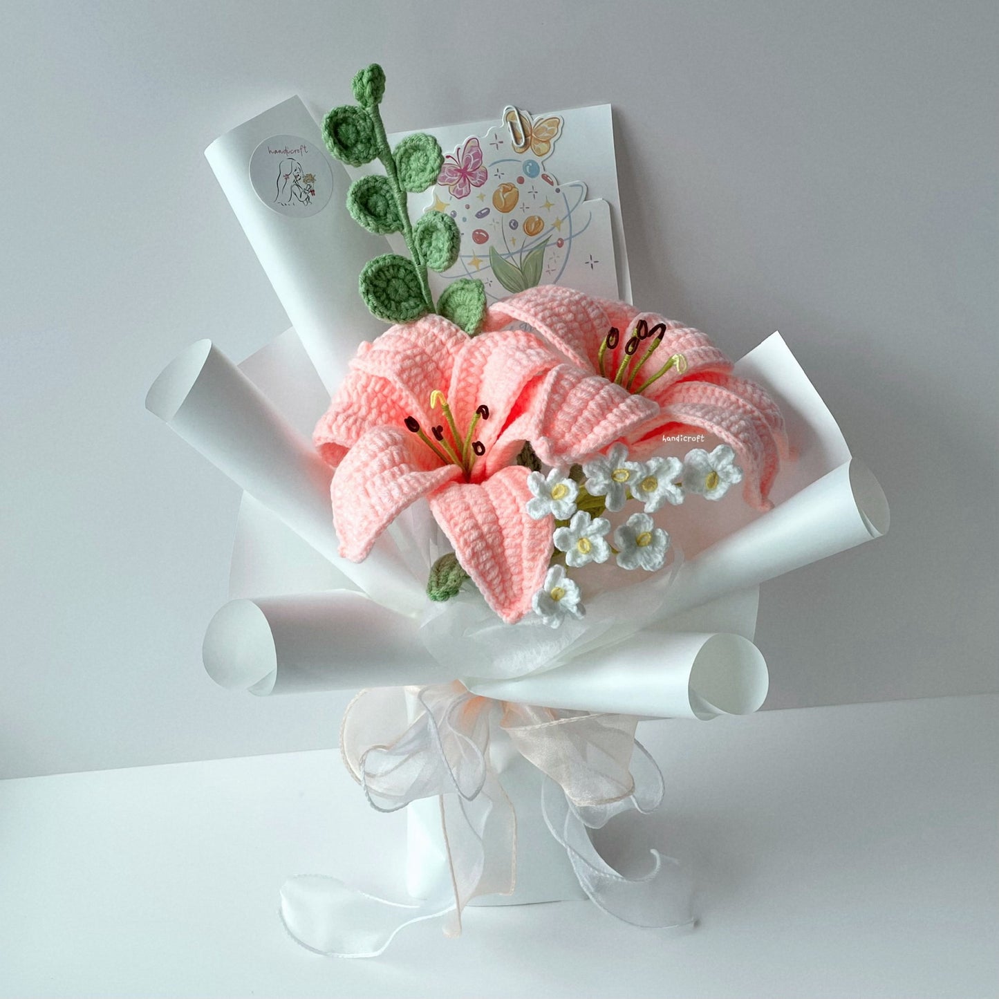 handicroft handmade crochet peach pink lily flower bouquet lily loveletter