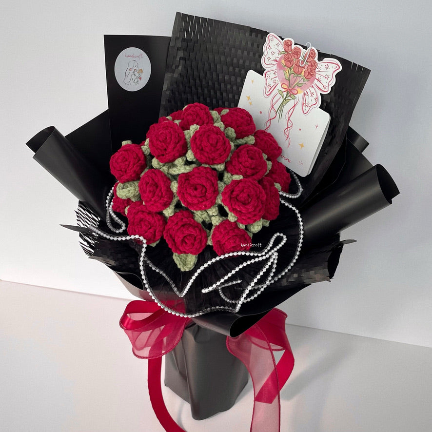handicroft handmade crochet red mini roses flower bouquet passion's gift