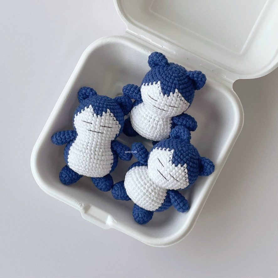 handicroft handmade crochet snorlax pokemon amigurumi keychain