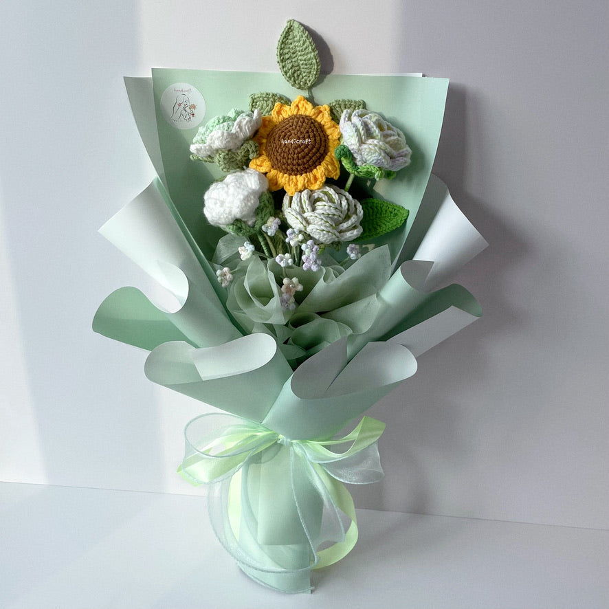 handicroft handmade crochet sunflower & roses flower bouquet sunshine & roses in green