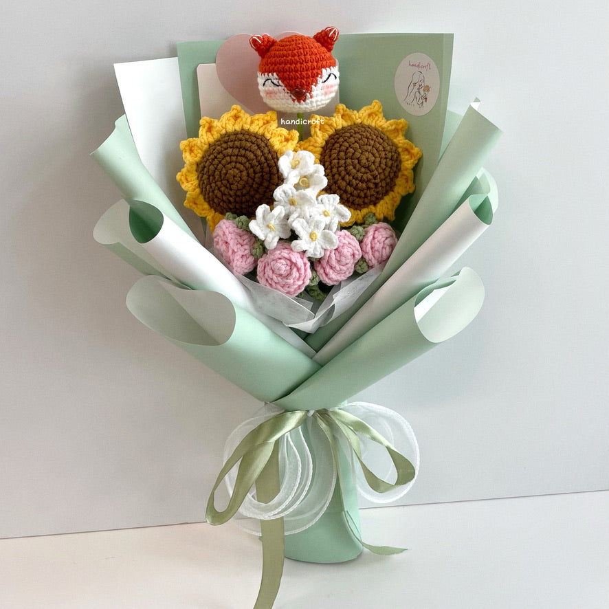 handicroft handmade fox animal character crochet flower bouquet fox in bloom