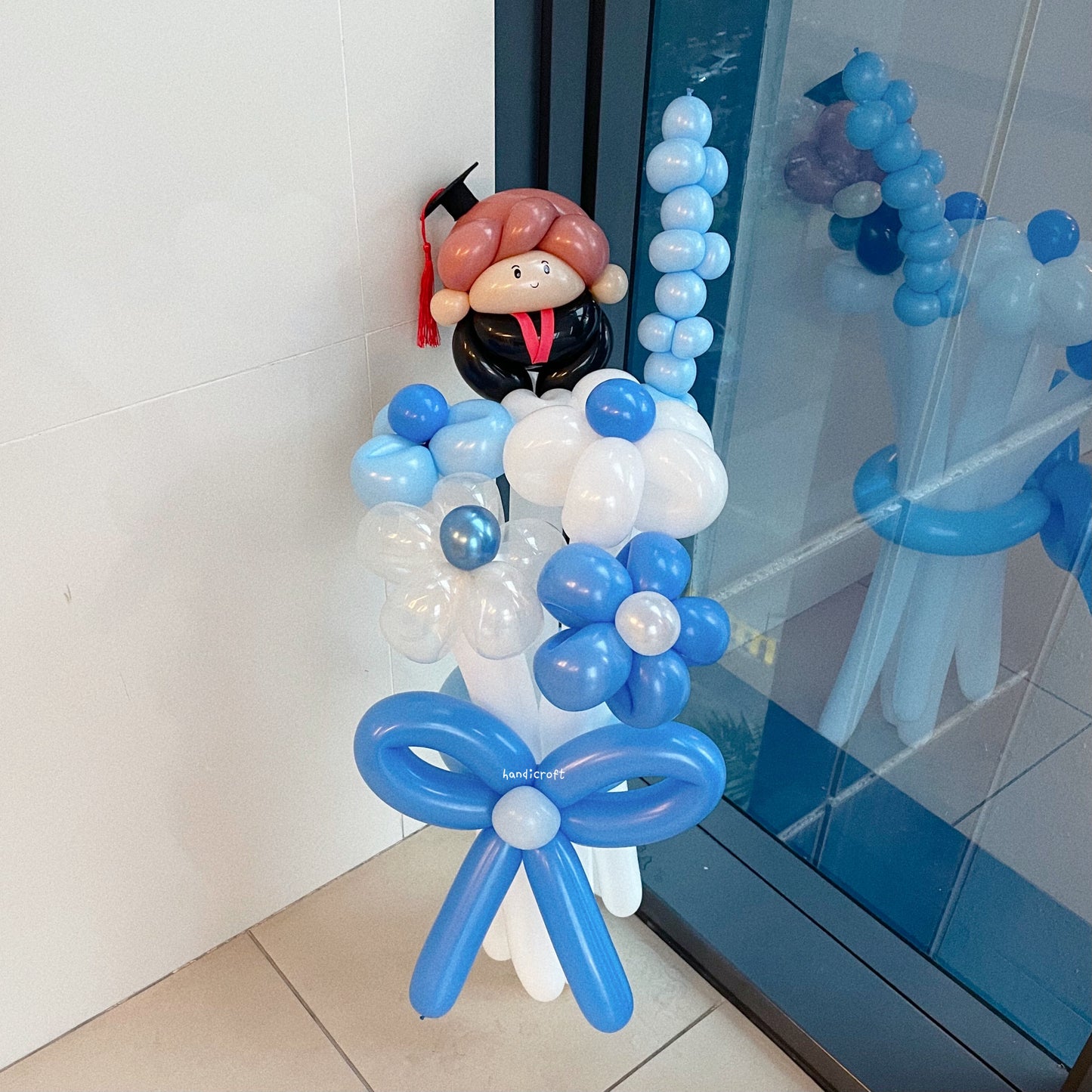 handicroft singapore graduation flower balloon bouquet dream chaser
