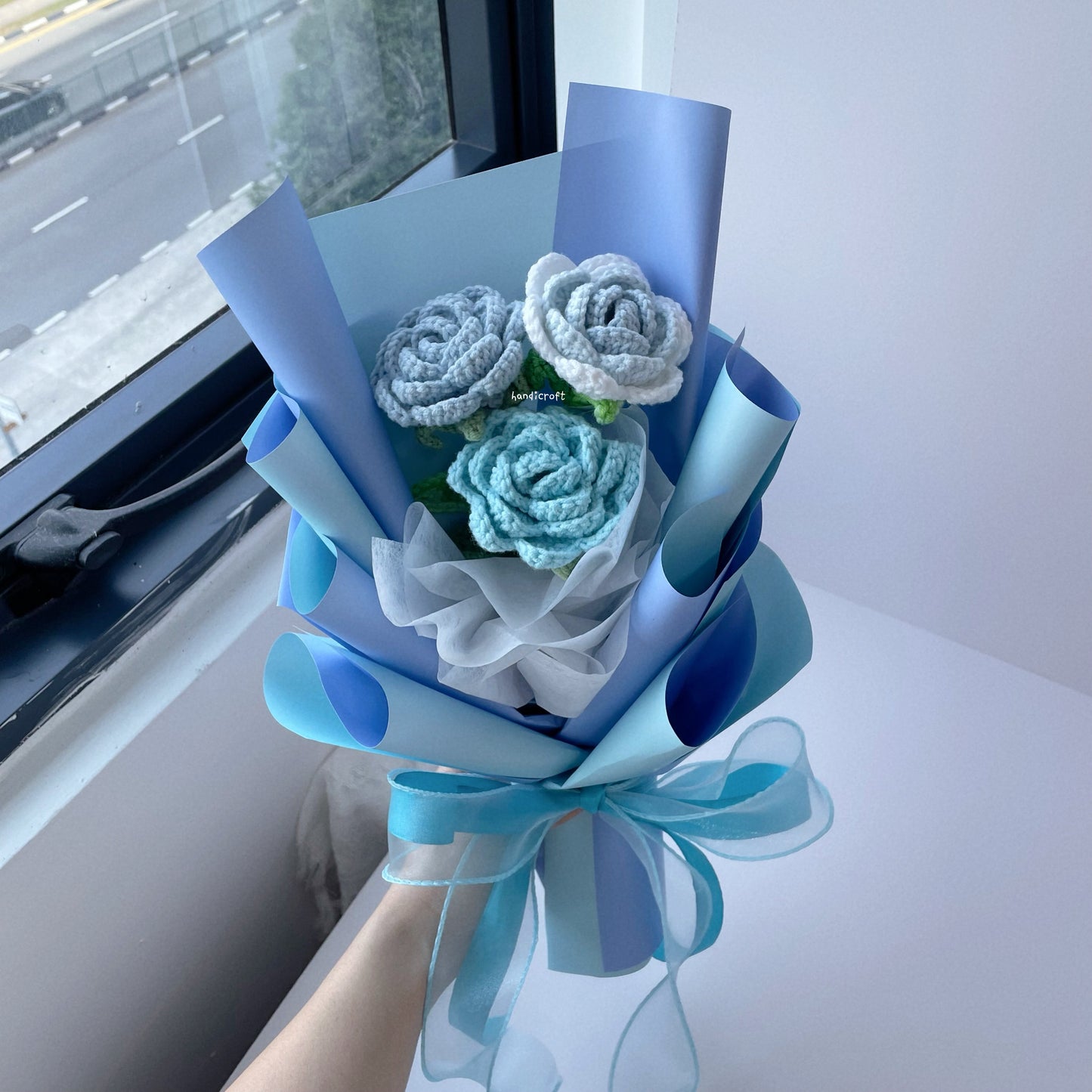 handicroft singapore handmade crochet affordable flower bouquet trinity rose