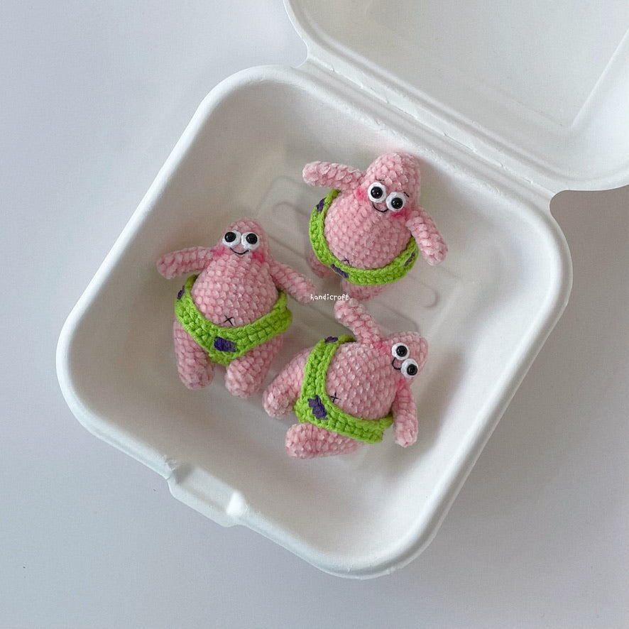 handicroft singapore handmade crochet chubby patrick star amigurumi keychain