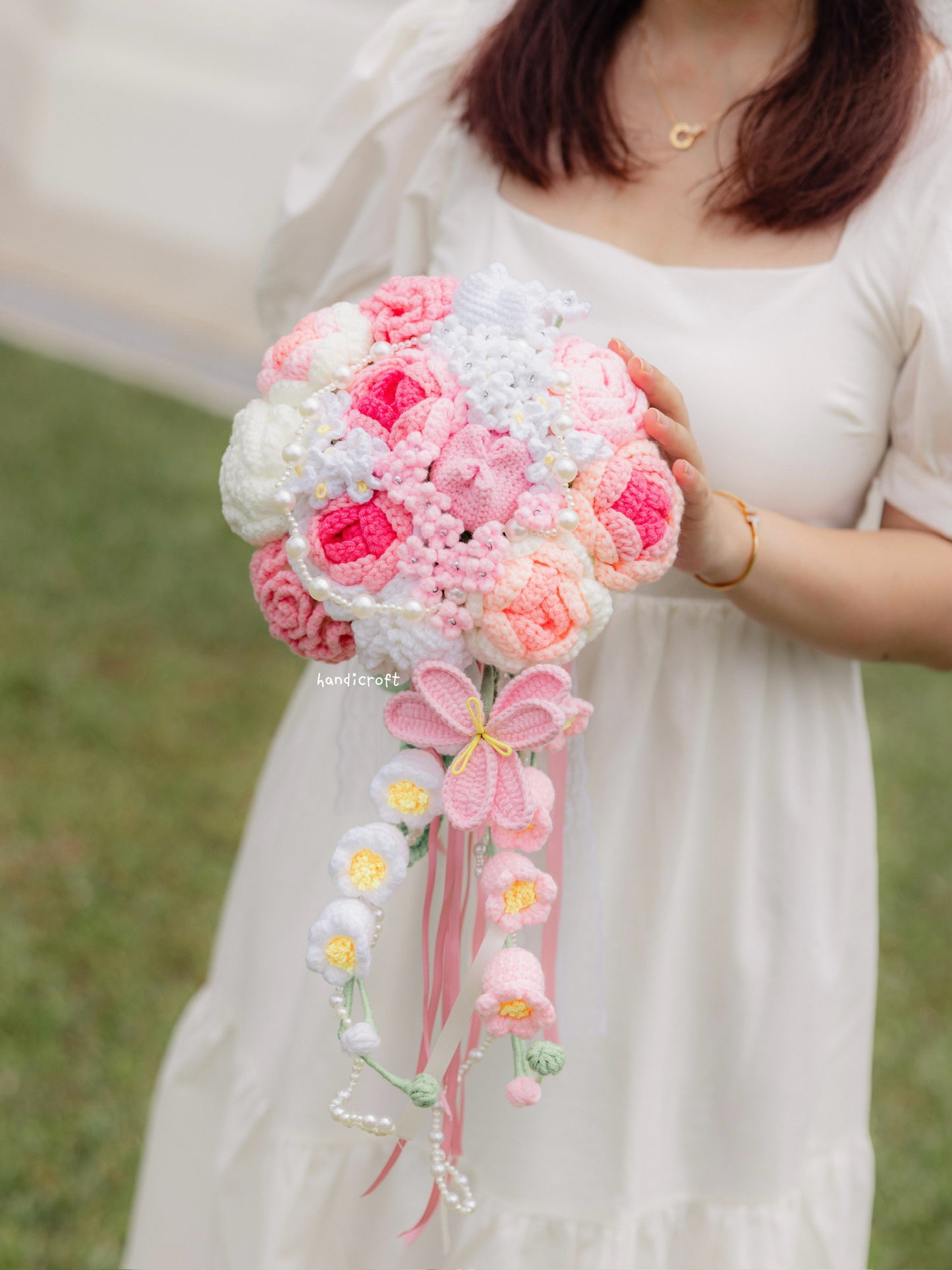 handicroft singapore handmade crochet flower bouquet pink bridal cascading wedding bouquet