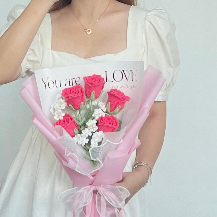 handicroft singapore handmade crochet rose flower bouquet sweet love 5 dark pink roses