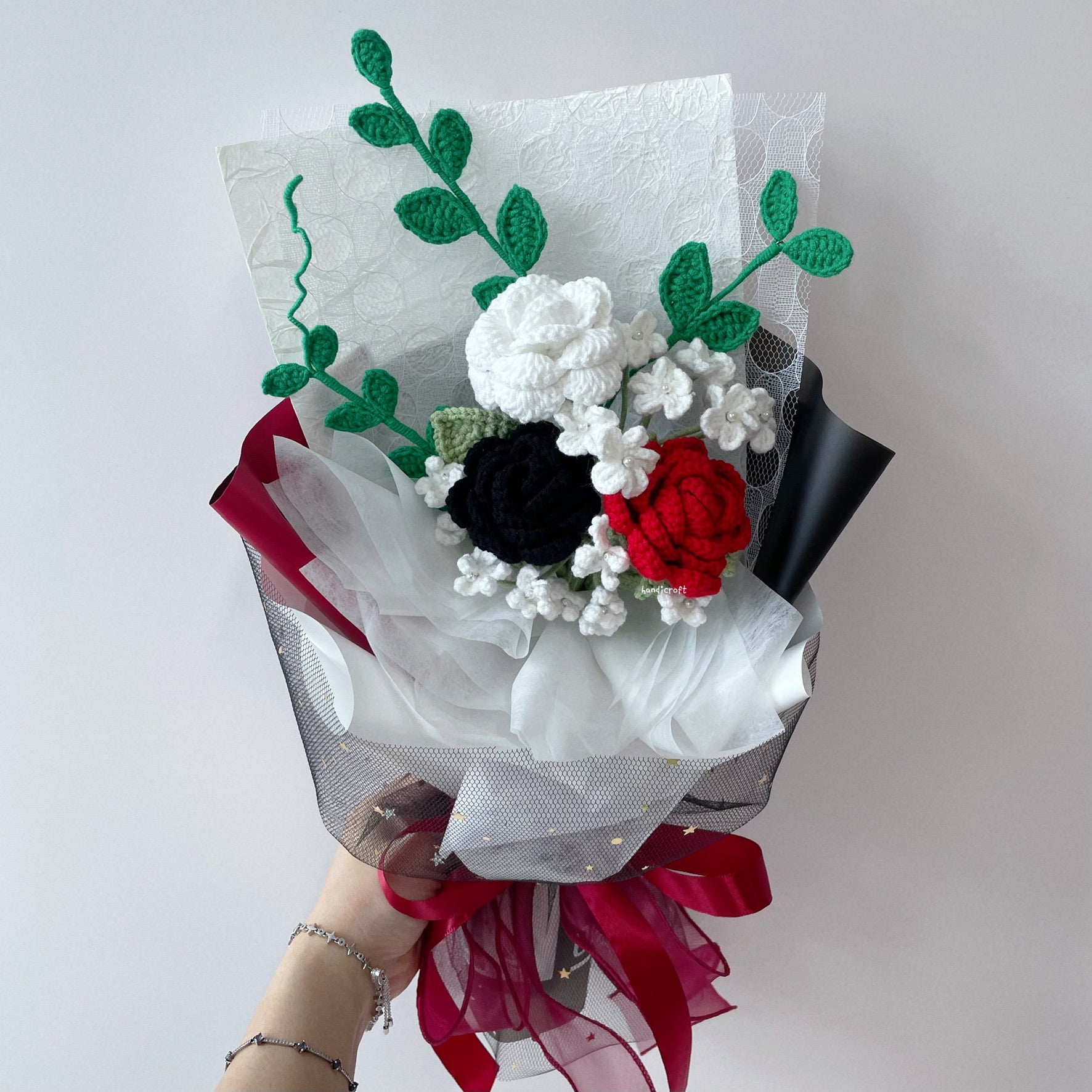 handicroft singapore handmade crochet special roses flower bouquet lover red black