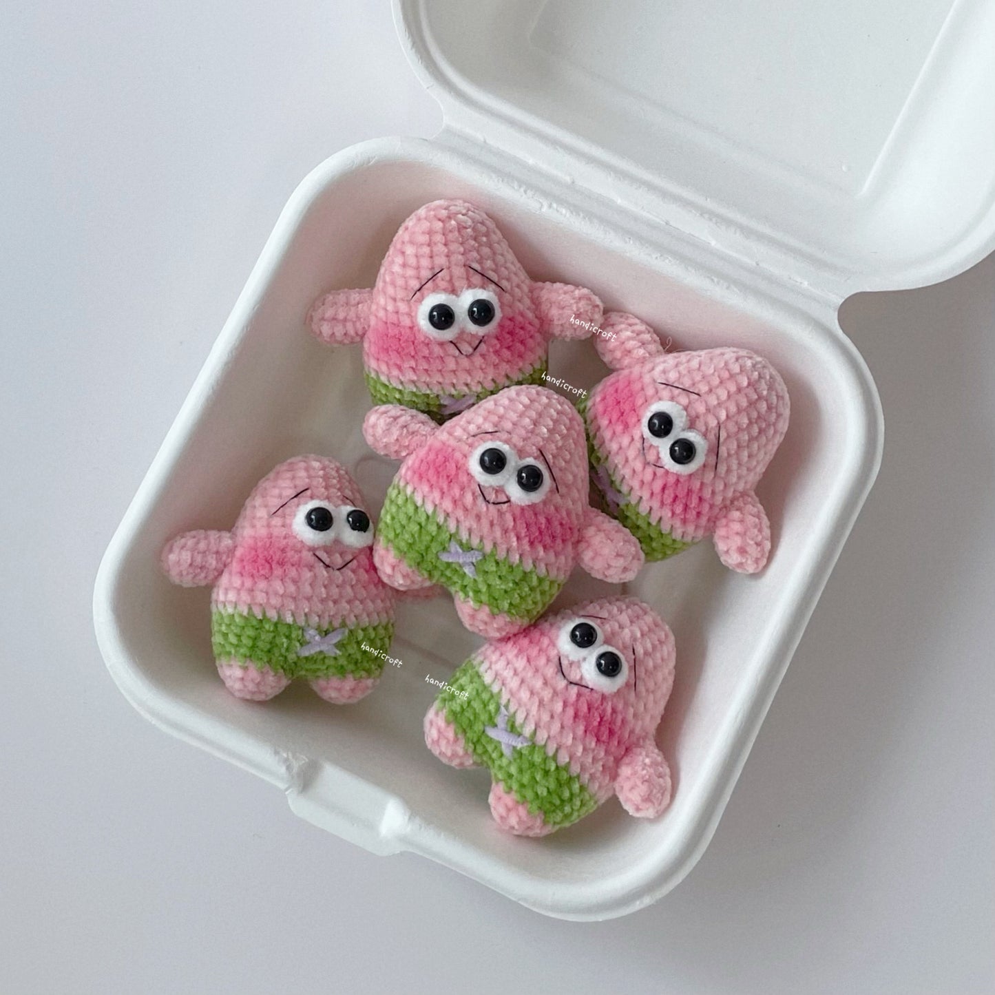 handicroft singapore handmade crochet spongebob & patrick star character amigurumi keychain