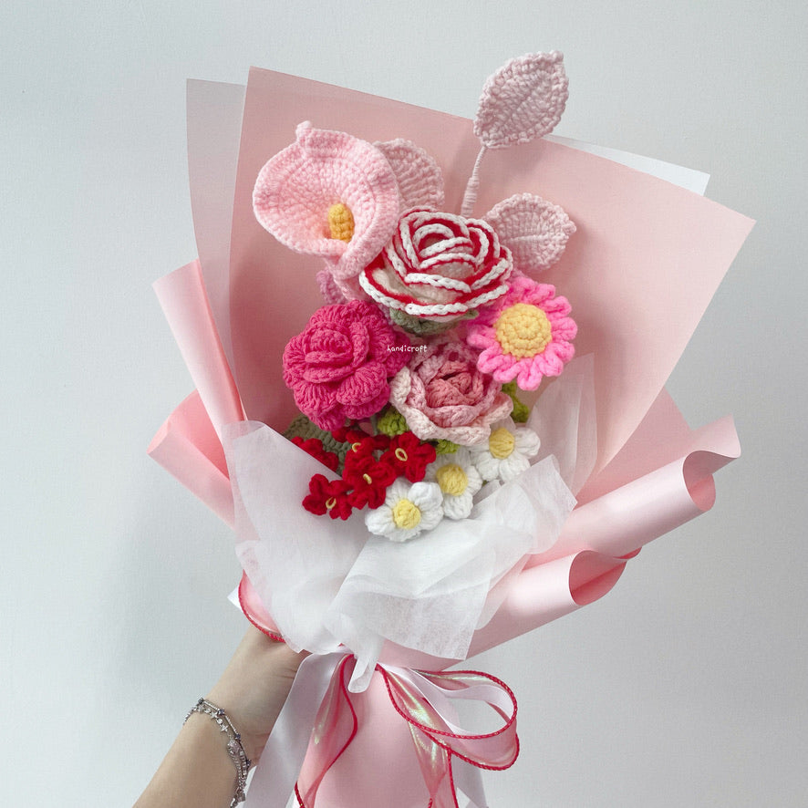 singapore handicroft crochet flower bouquet in bright pink and red love & glow