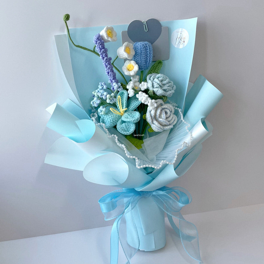 singapore handicroft handmade crochet flower bouquet blue & blooms