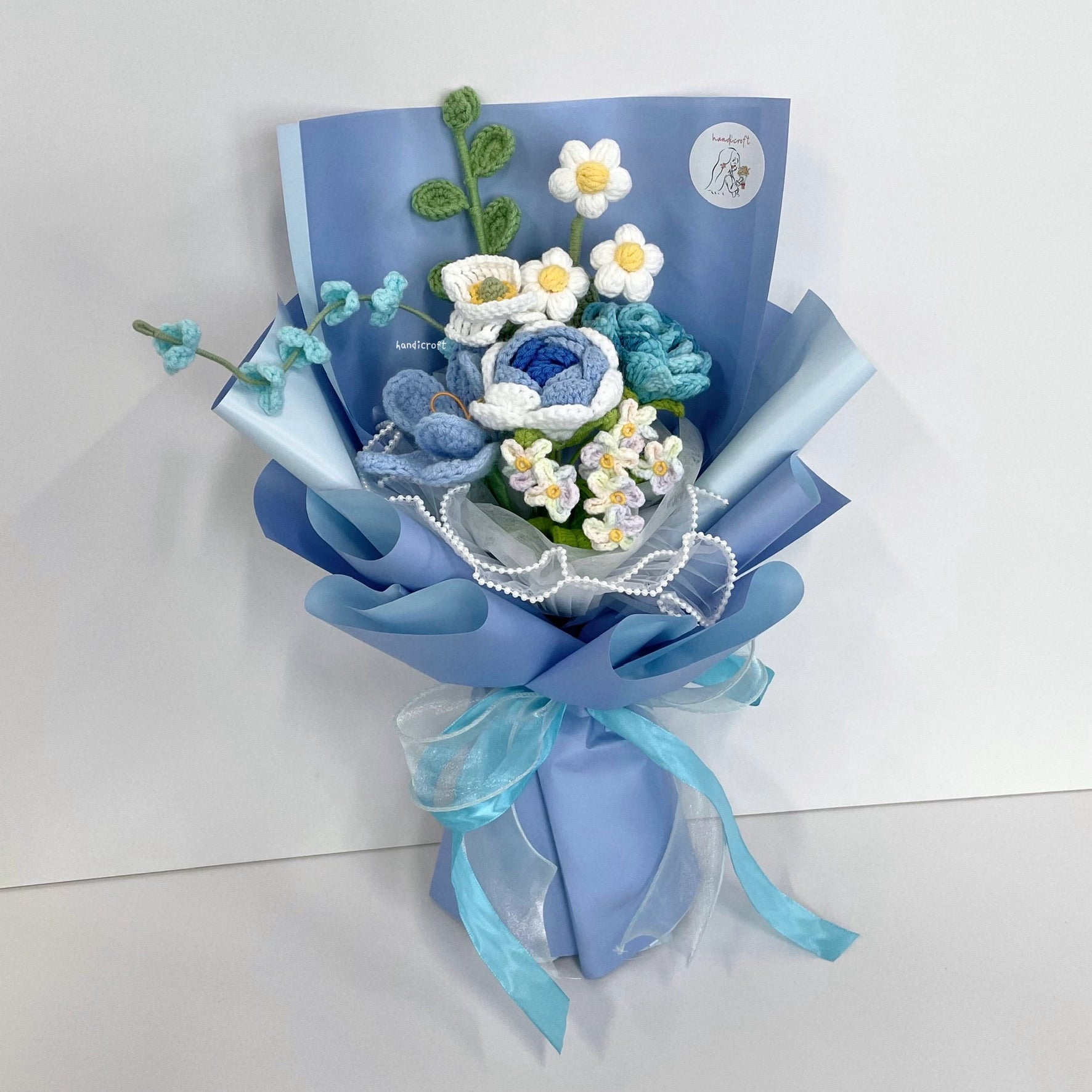 singapore handicroft handmade crochet flower bouquet blue & blooms
