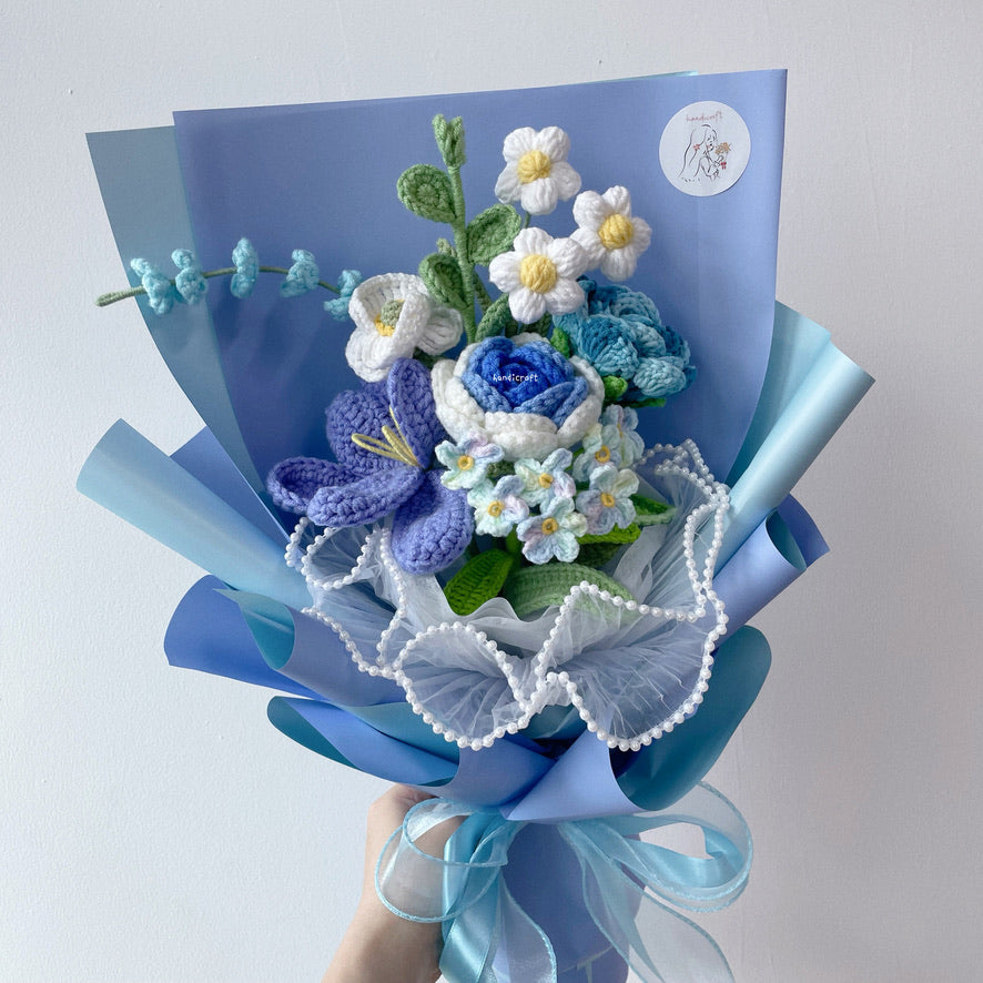 singapore handicroft handmade crochet flower bouquet blue & blooms