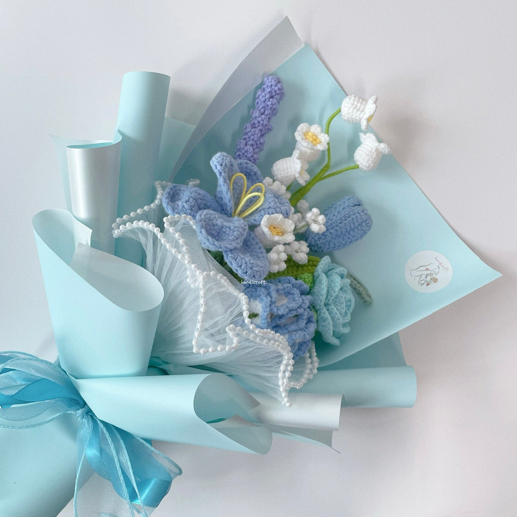 singapore handicroft handmade crochet flower bouquet blue & blooms
