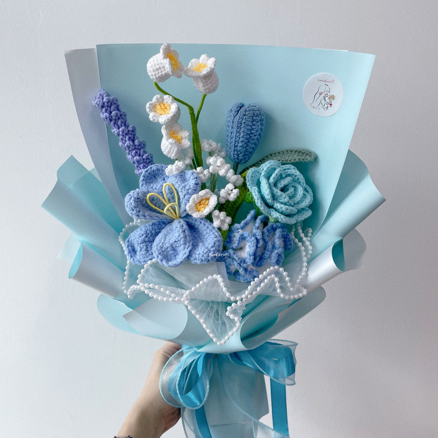 singapore handicroft handmade crochet flower bouquet blue & blooms