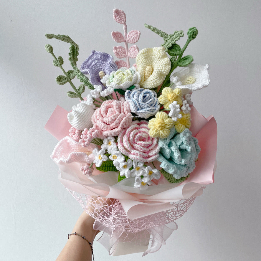 singapore handicroft special roses handmade crochet flower bouquet in pastel theme sugar blossom