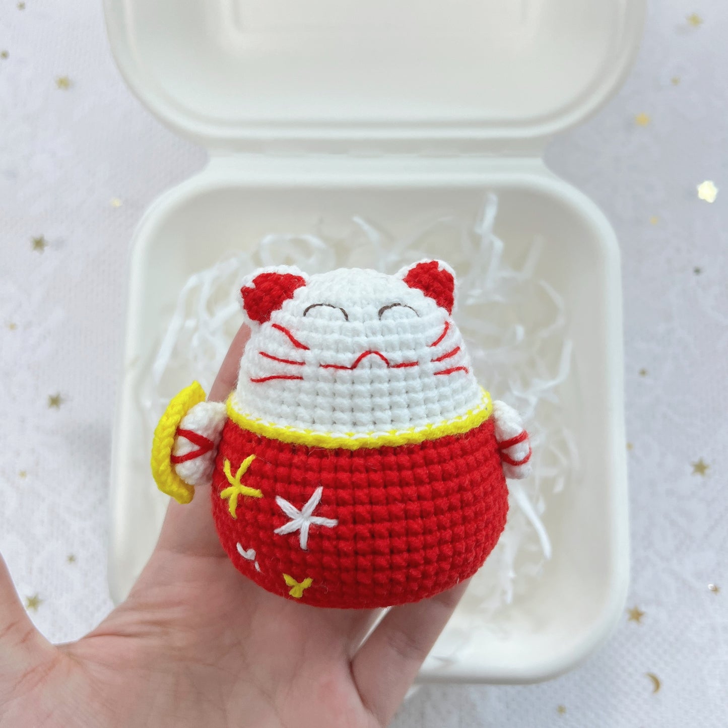 singapore handmade crochet maneki-neko fortune cat amigurumi keychain table display ζθ΄’η«