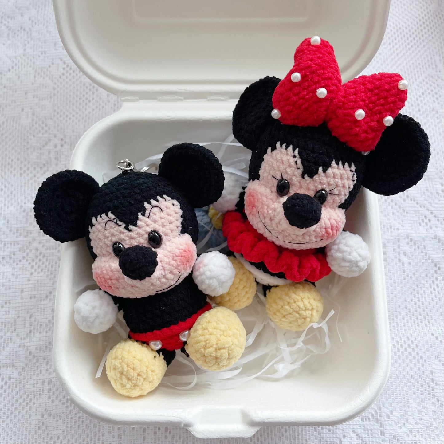 singapore handmade crochet mickey & minnie mouse disney character amigurumi