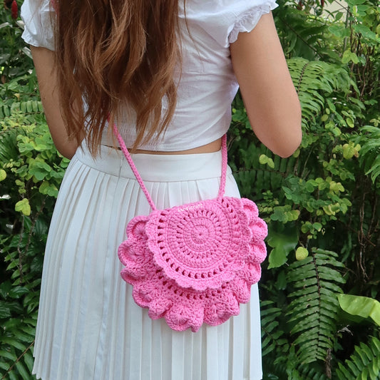 barbie's summer - crochet flap sling bag ⋆💘˚.⋆