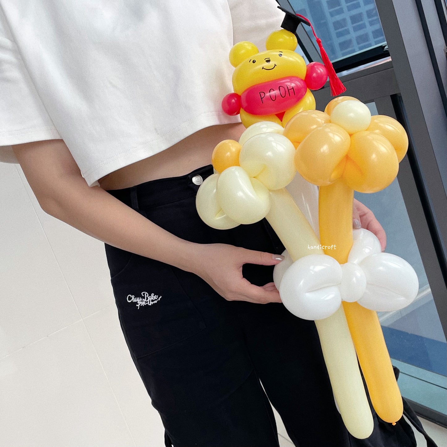 cartoon character flower balloon bouquet ٩( ˃▿˂ )۶🌈