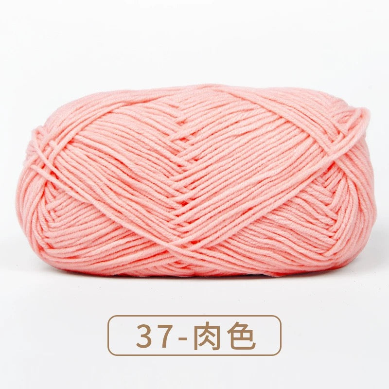 4-ply milk cotton high quality yarn 67 colours 雪妃尔萌娃娃四股牛奶毛线