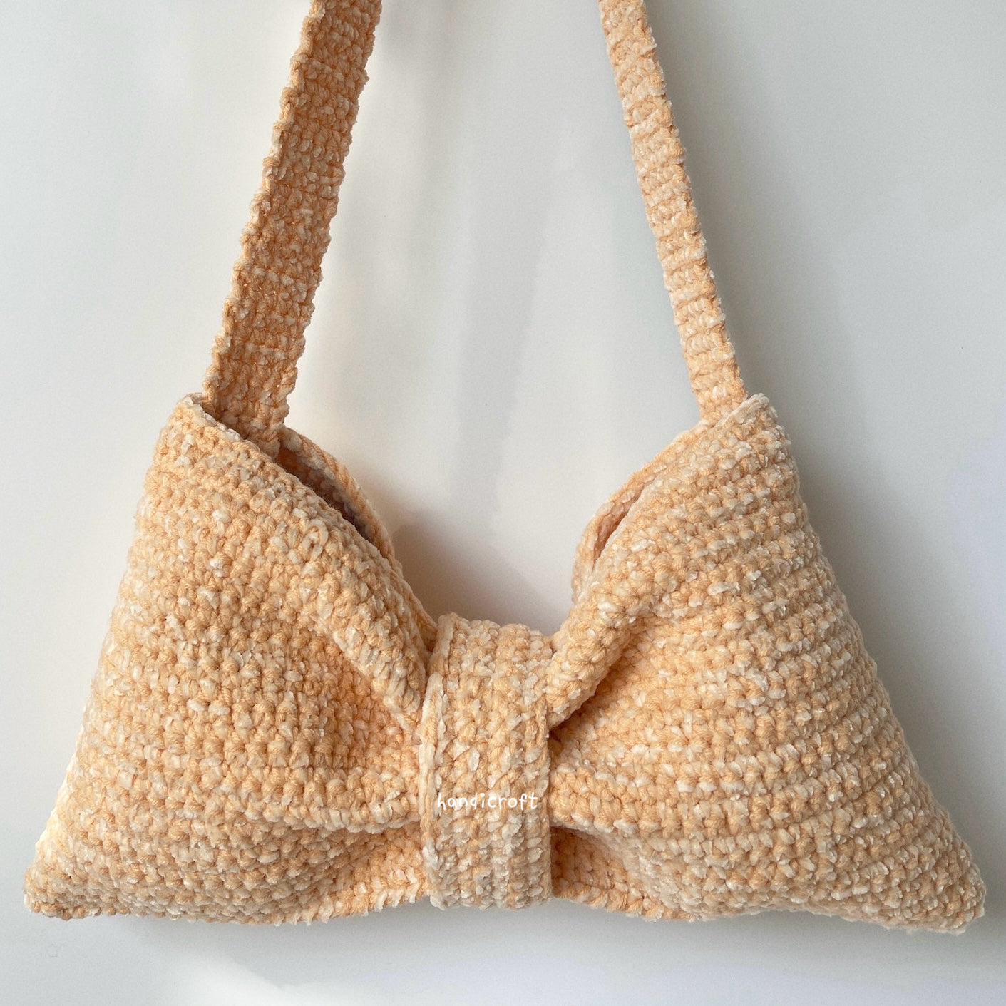 crochet bow bag - apricot ⋆౨ৎ˚⟡˖ ࣪