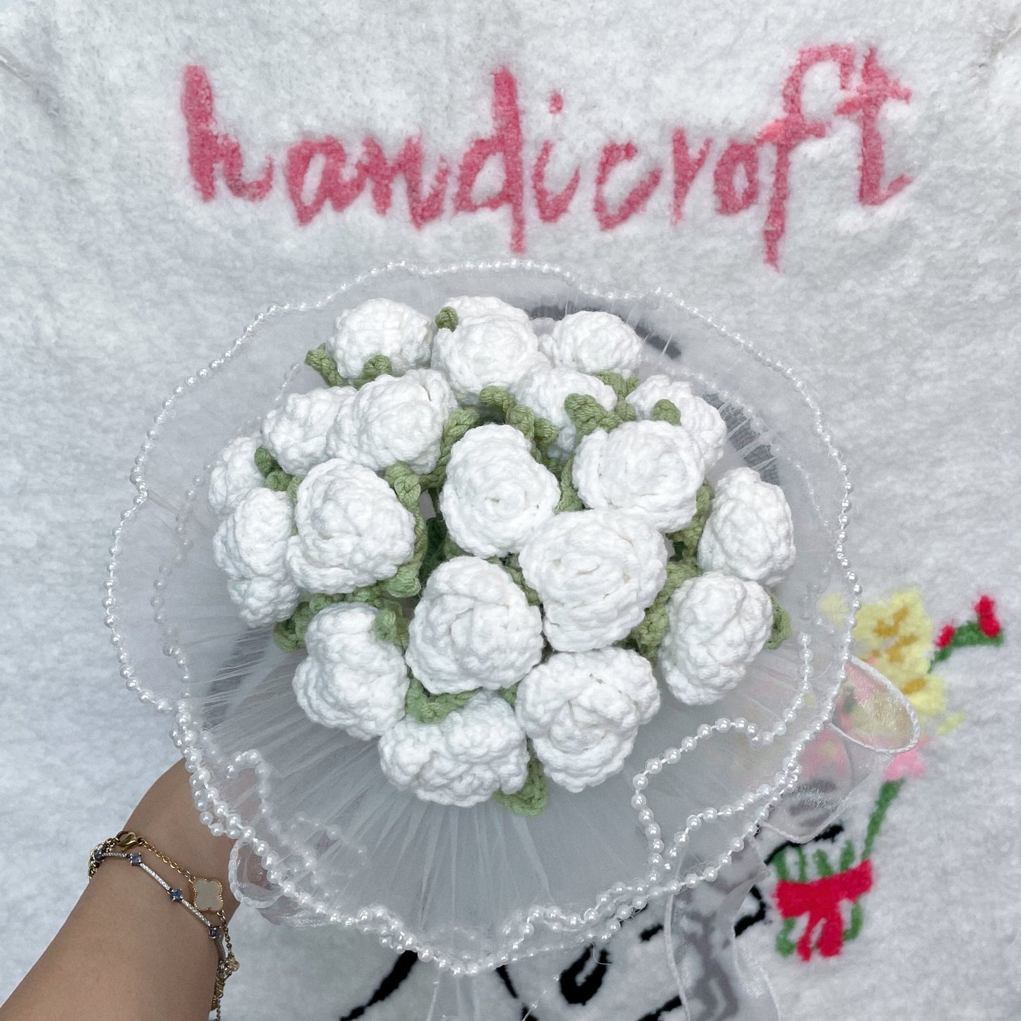 sweetest bliss - white mini roses crochet flower bouquet ˙⊹☁️ ིྀ🥛܀