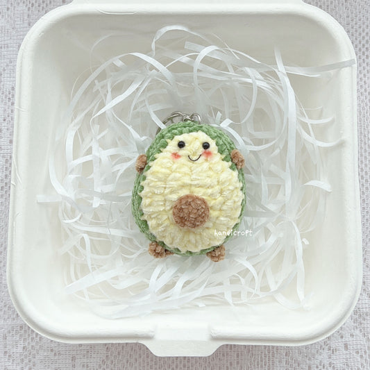 crochet avocadoo keychain 🥑