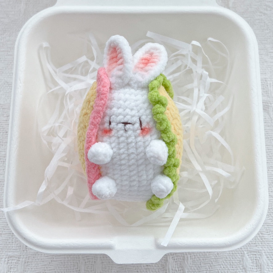 crochet bunny sandwich keychain ꒰ᐢ◞ . ◟ ᐢ꒱₊˚⊹🥪