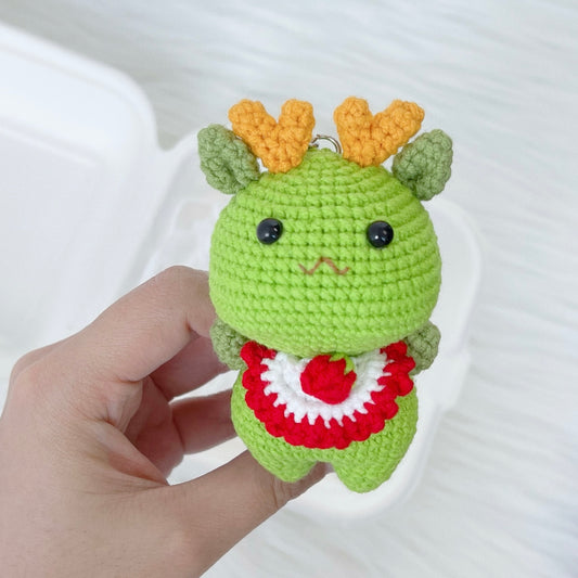 crochet zodiac - year of the dragon keychain ₊˚ʚ 🐉❤️🐲 ₊˚✧ ﾟ.