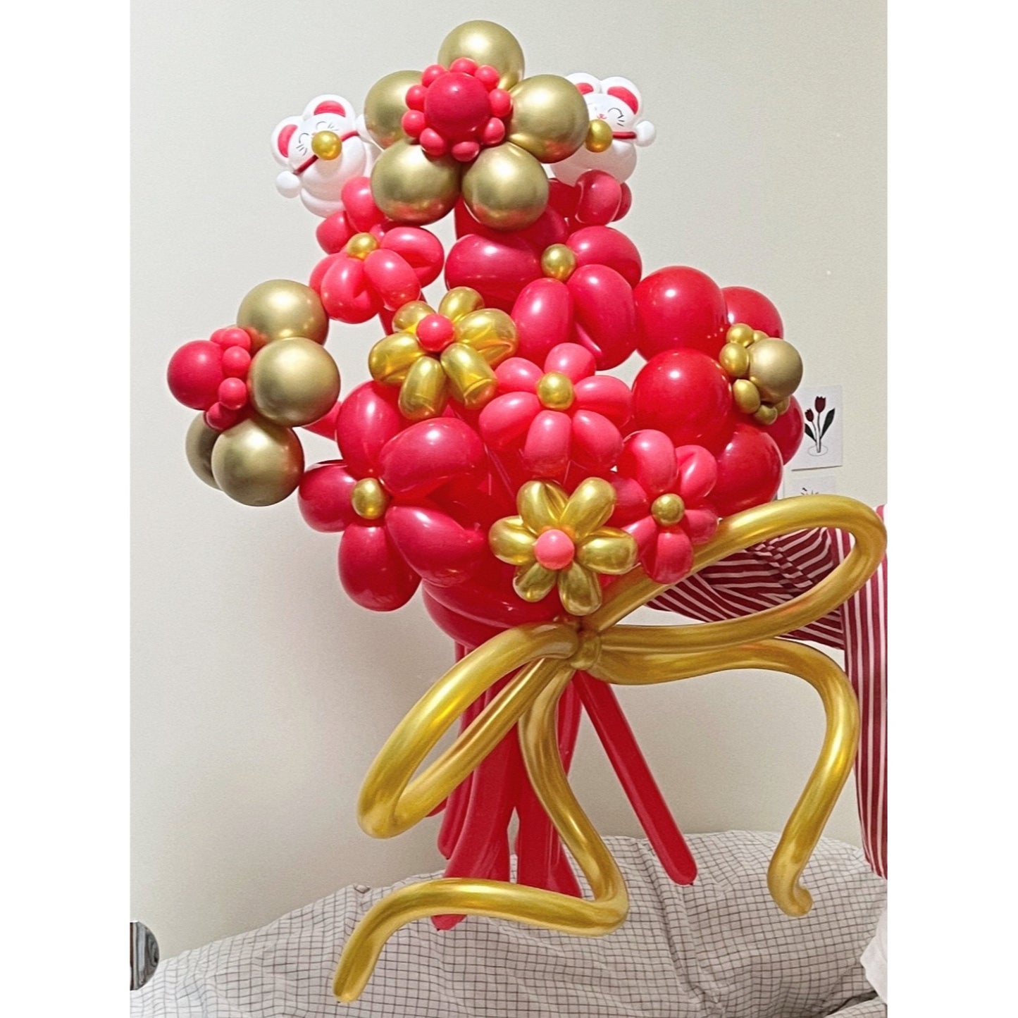 [FREE DELIVERY] red & gold paws of prosperity & fortune balloon bouquet ° 🌹💸✨☆💫°