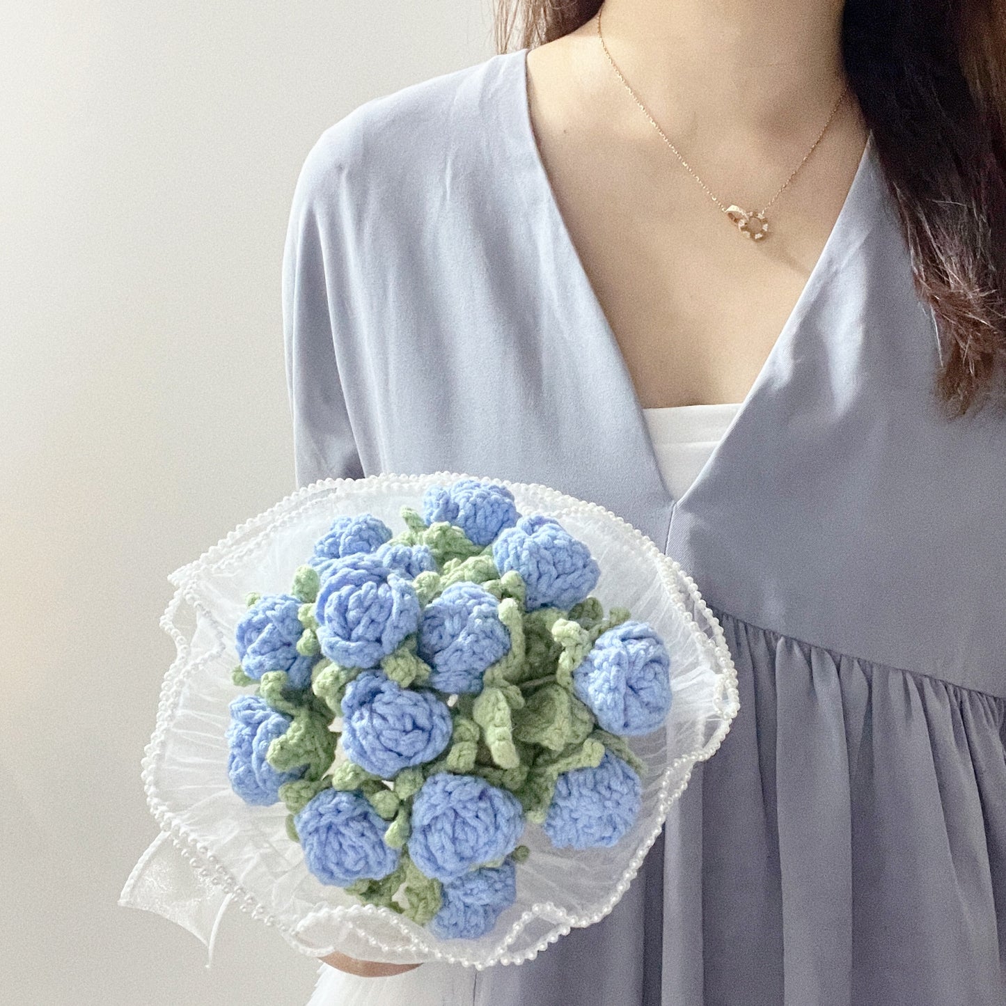 ocean's whispers - blue mini roses crochet flower bouquet 🌊 𓈒 𓆡 ⭒𓈒 🫧